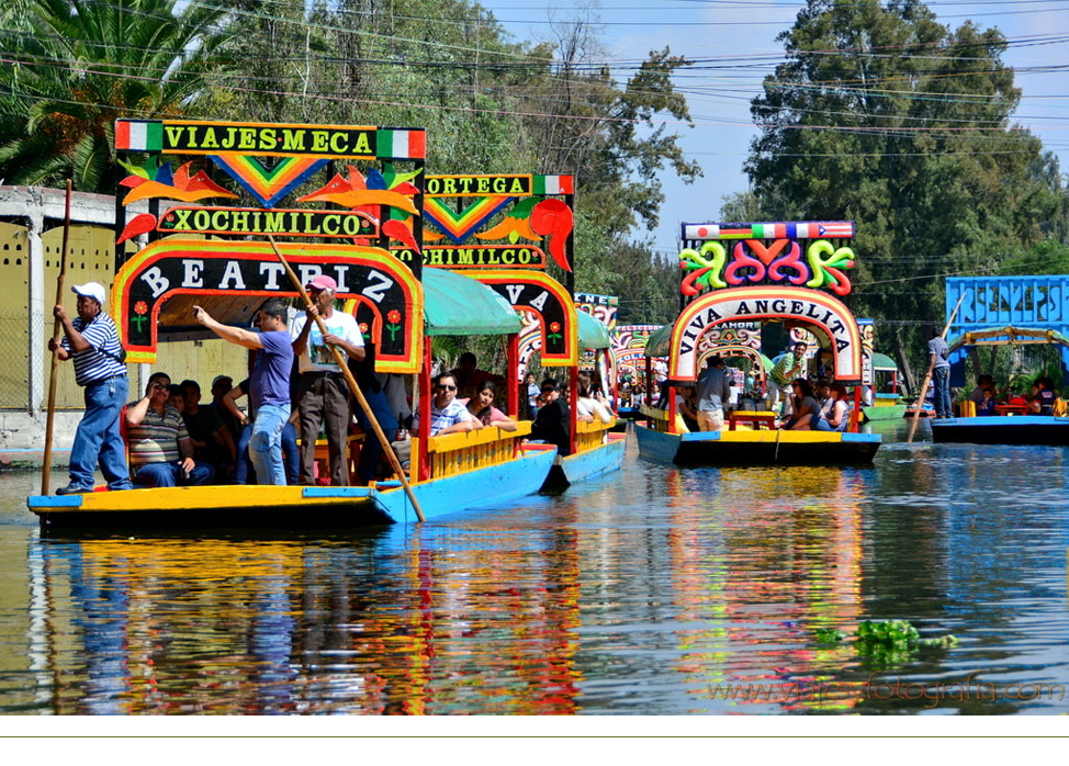 Xochimilco: - Xochimilco: -