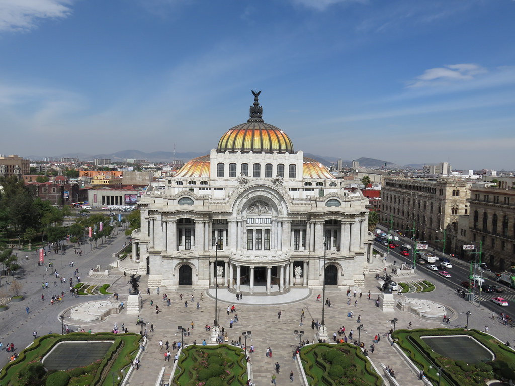 Zócalo area and Historic Downtown Mexico City - Instituto de Biología